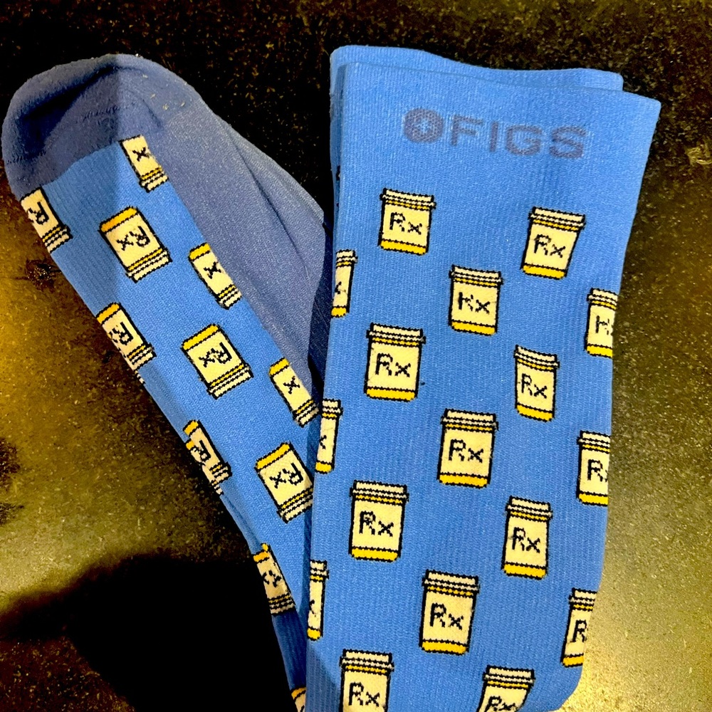 FIGS-compression socks